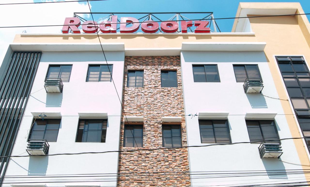 Hotel Reddoorz Near Sm Bicutan Paranaque City Exteriér fotografie